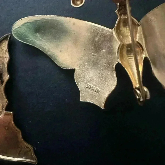 Butterfly Damascene made in Spain Vintage Toledo Gold Tone Brooch Pins 2 Pieces - Picture 3 of 8